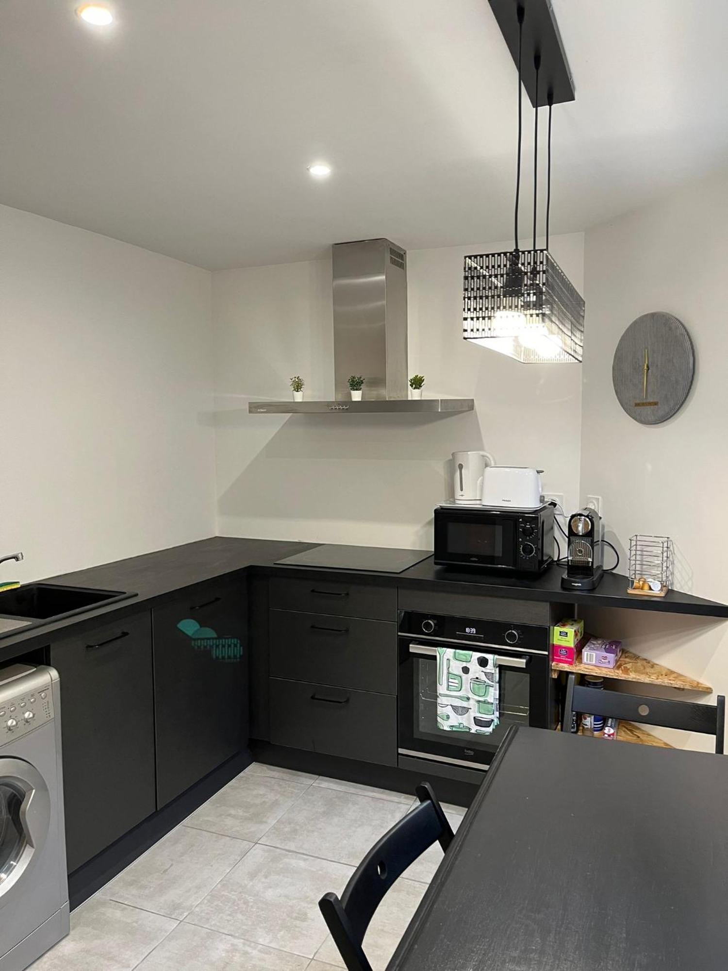 Gite Le Charme Citadin 55 M² Avec Exterieur Valenciennes Bagian luar foto